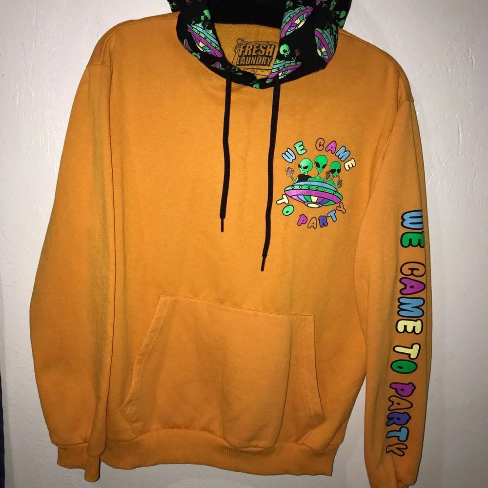 Rare Fresh Laundry We Came To Party (Size M) Alien Hoodie Orange Graphic Print